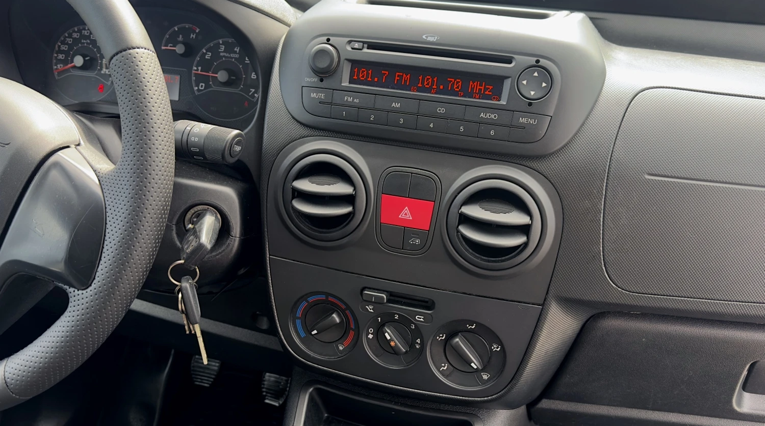 Fiat Fiorino 1.3 JTD/MJ 80хил.км. Сервизна история! Klima, снимка 8 - Автомобили и джипове - 54735736