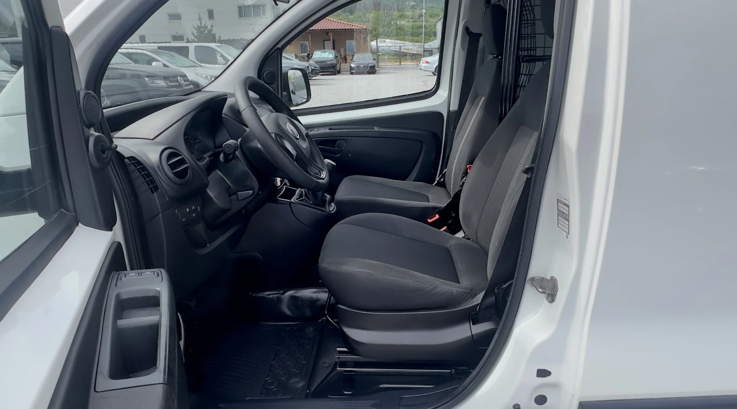 Fiat Fiorino 1.3 JTD/MJ 80хил.км. Сервизна история! Klima, снимка 5 - Автомобили и джипове - 54735736