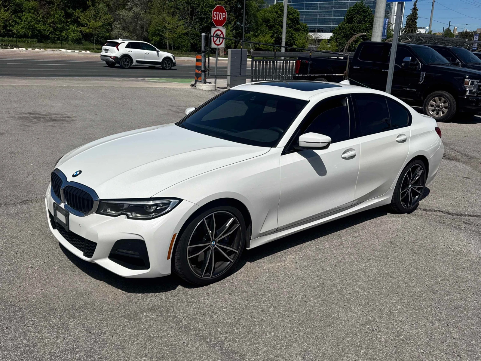 BMW 330 i xDrive/M-Pack/H&K/Video