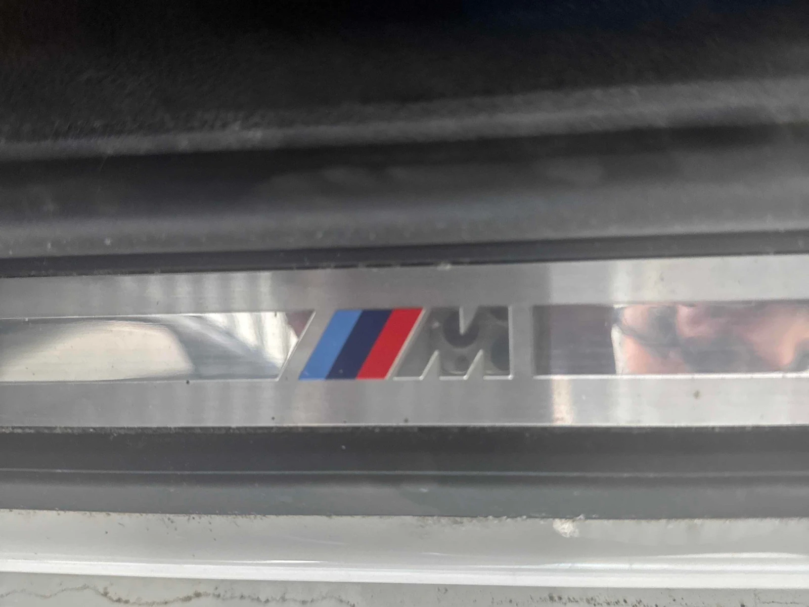 BMW 330 i xDrive/M-Pack/H&K/Video, снимка 11 - Автомобили и джипове - 54760557