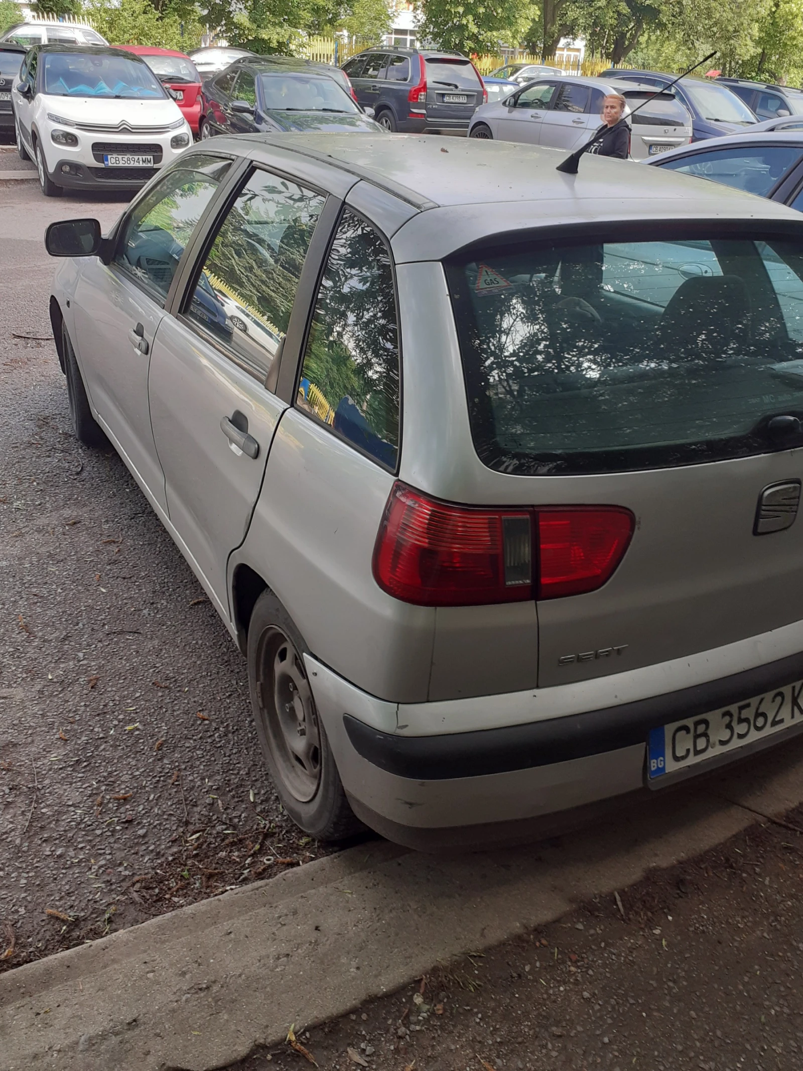 Seat Ibiza, снимка 2 - Автомобили и джипове - 54760763