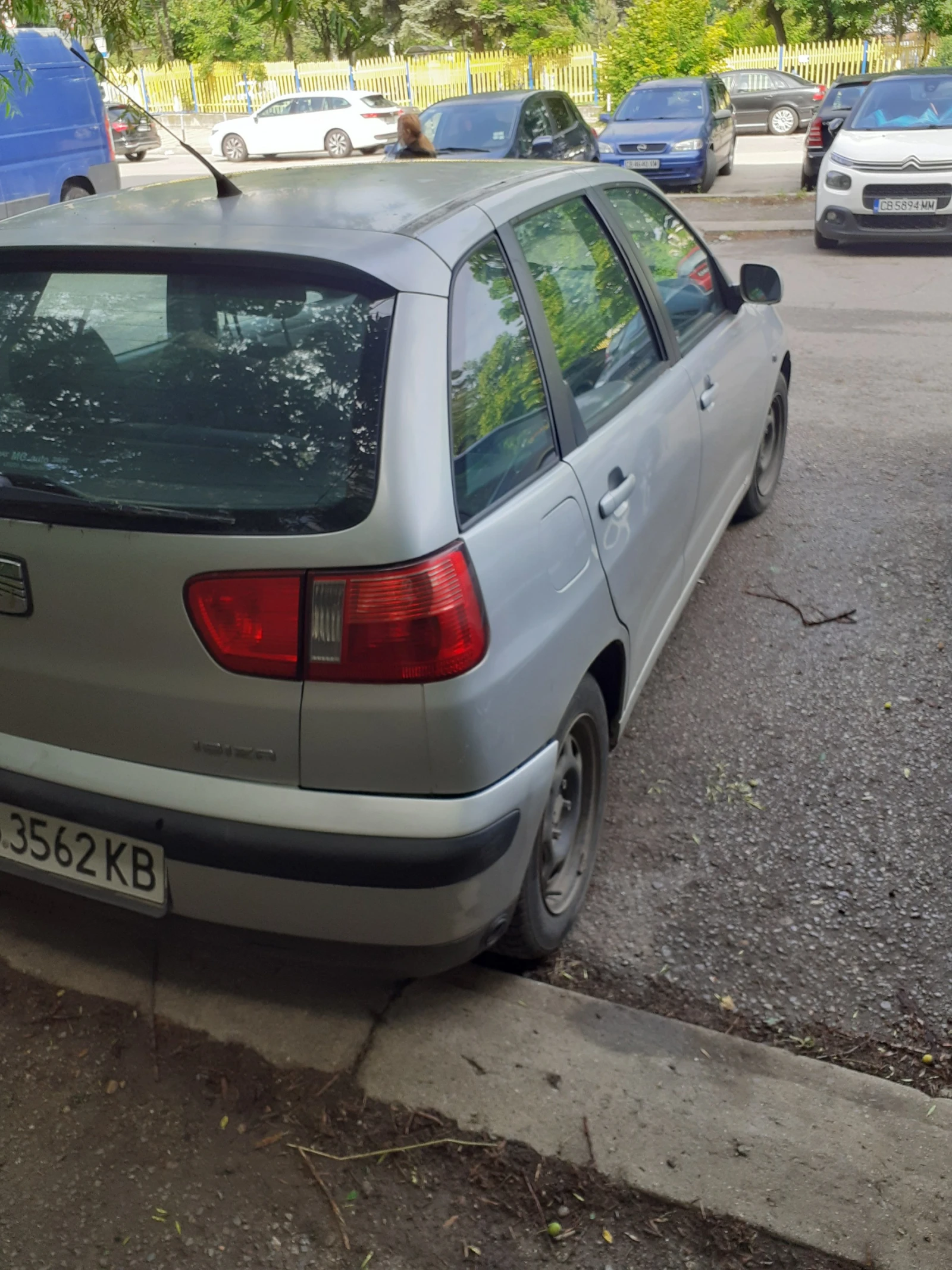 Seat Ibiza, снимка 3 - Автомобили и джипове - 54760763