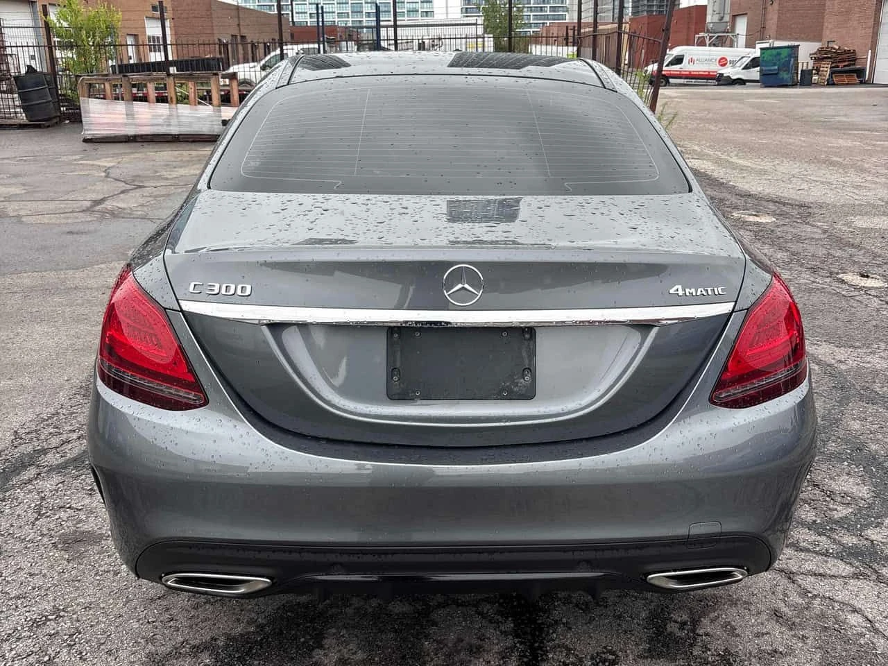 Mercedes-Benz C 300 4MATIC* DISTRONIC* CARFAX* АВТОКРЕДИТ* , снимка 4 - Автомобили и джипове - 55540642