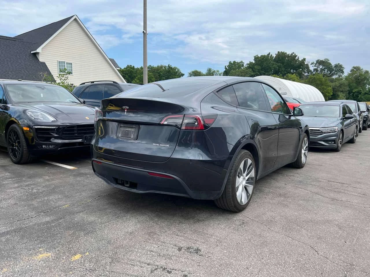 Tesla Model Y * Long Range * CARFAX * ОПЦИЯ ЗА ФИНАНСИРАНЕ, снимка 3 - Автомобили и джипове - 55614370