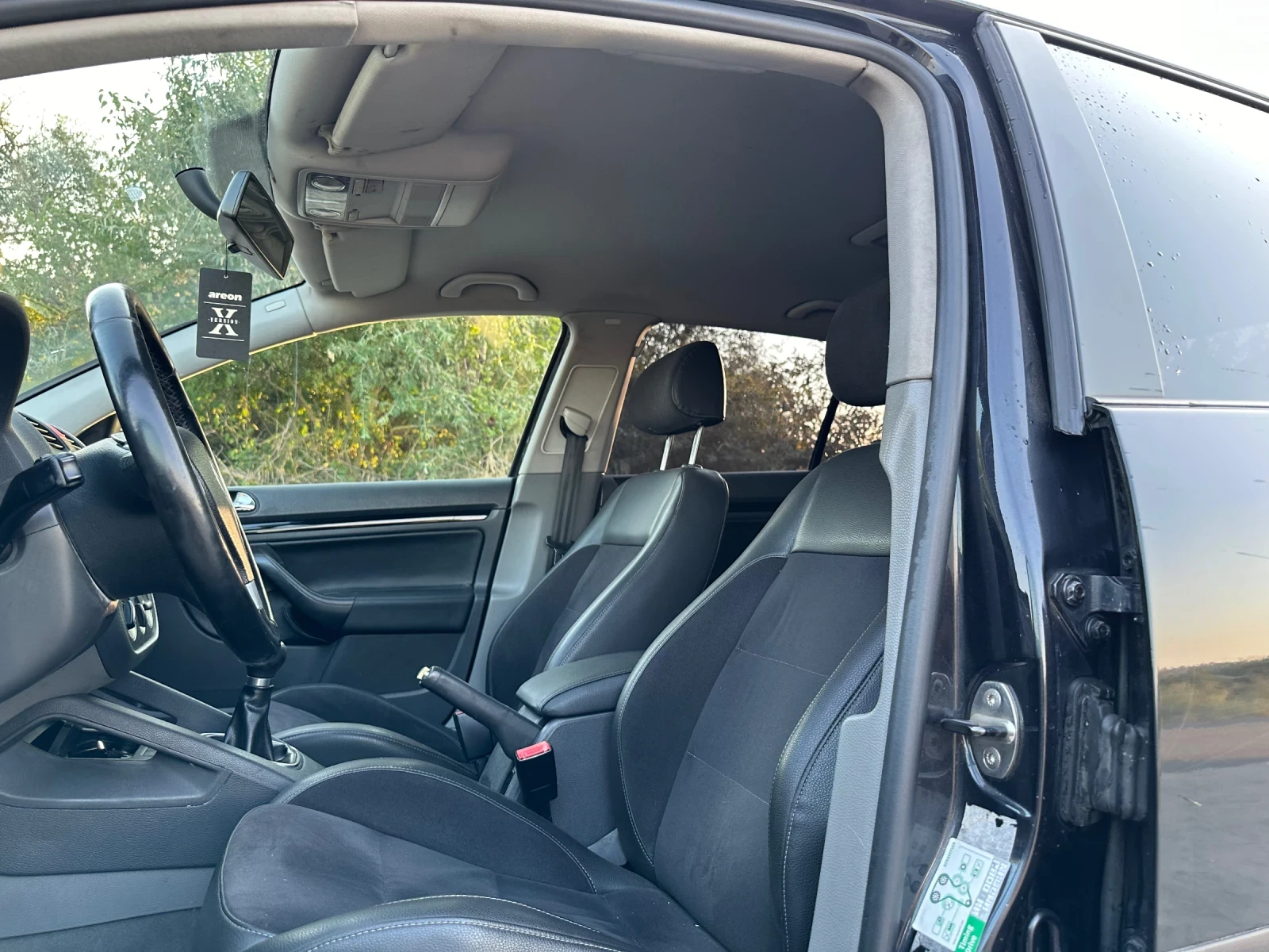 VW Golf 1.9TDI 105hp, снимка 10 - Автомобили и джипове - 55709981