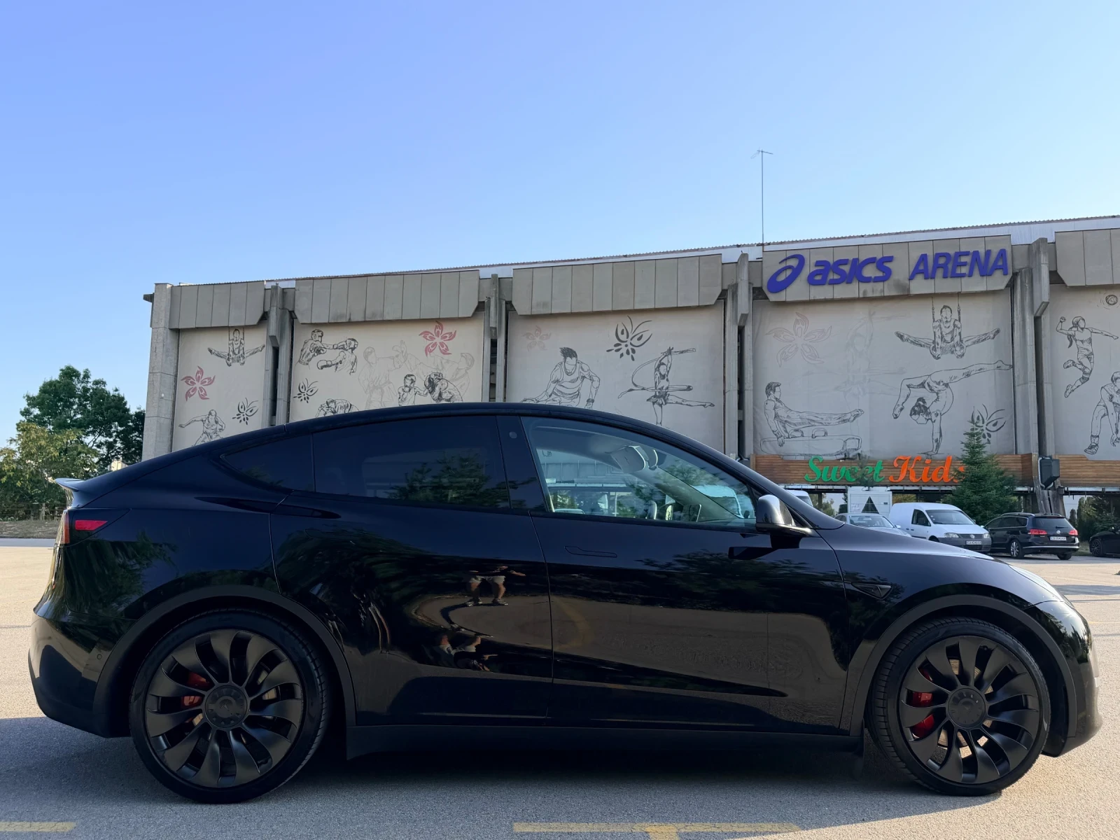 Tesla Model Y PERFORMANCE / ГЕРМАНИЯ/ГАРАНЦИЯ, снимка 6 - Автомобили и джипове - 55749190
