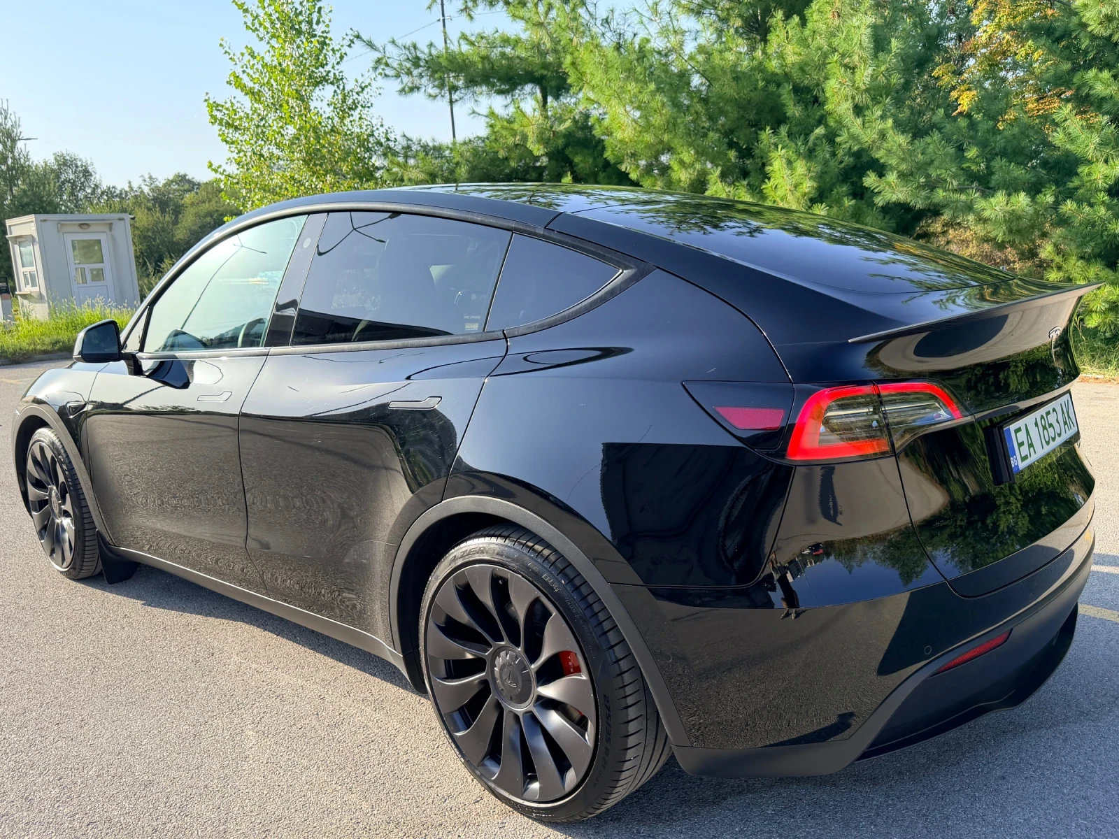 Tesla Model Y PERFORMANCE / ГЕРМАНИЯ/ГАРАНЦИЯ, снимка 3 - Автомобили и джипове - 55749190