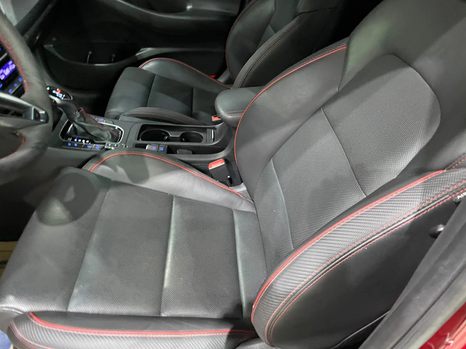 Hyundai I30 1.6 Turbo ! N Line !, снимка 7 - Автомобили и джипове - 55925780