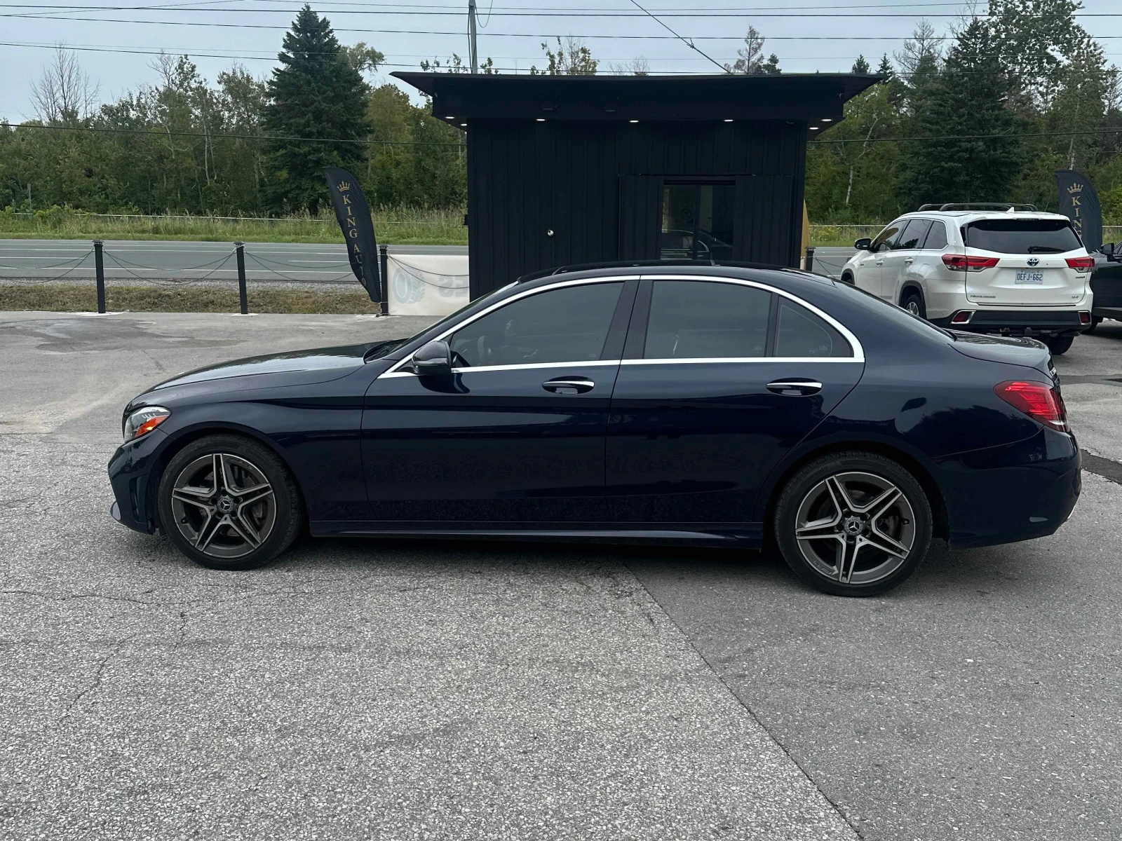 Mercedes-Benz C 300 * CARFAX * , снимка 2 - Автомобили и джипове - 56023926