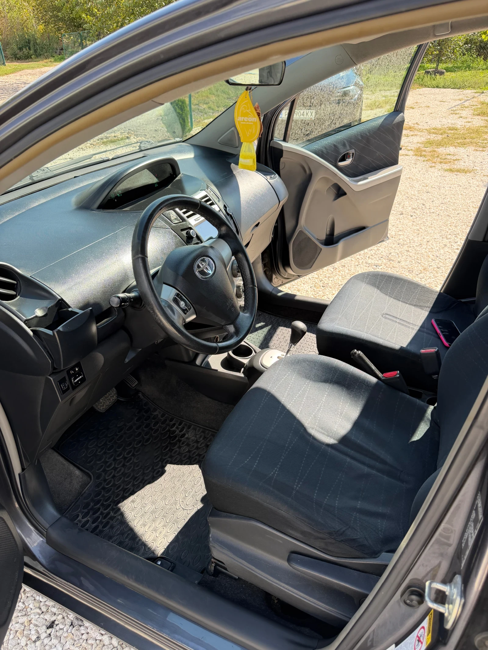 Toyota Yaris 1.4 D-4D �������  | Mobile.bg � ����������� 11
