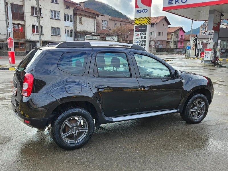 Dacia Duster 1.5 Dci 4x4/KOJA/KLIMATIK, снимка 6 - Автомобили и джипове - 49403767