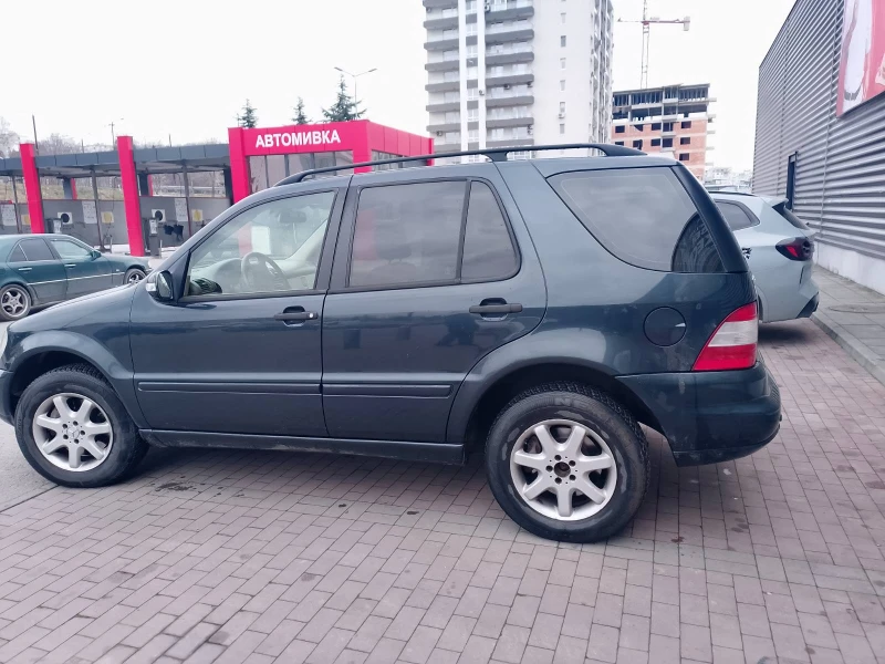 Mercedes-Benz ML 270 2.7, снимка 4 - Автомобили и джипове - 49516707