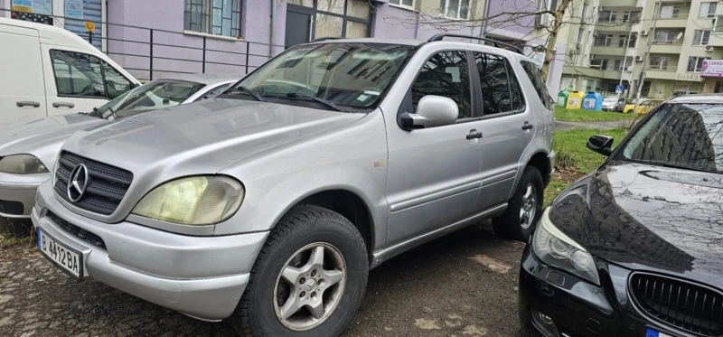 Mercedes-Benz ML 230, снимка 1 - Автомобили и джипове - 49526654