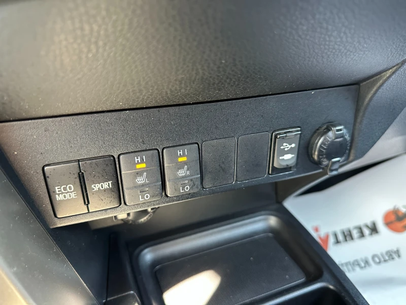 Toyota Rav4 2.2d 150кс/Автомат/4х4/Кожа, снимка 14 - Автомобили и джипове - 51823276