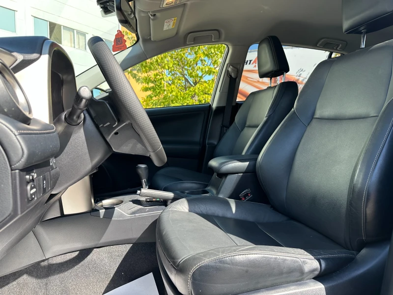Toyota Rav4 2.2d 150кс/Автомат/4х4/Кожа, снимка 8 - Автомобили и джипове - 51823276