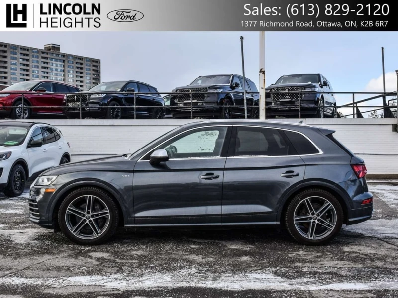 Audi SQ5 * quattro Premium Plus * CARFAX * ЦЕНА ДО БГ, снимка 3 - Автомобили и джипове - 53142462