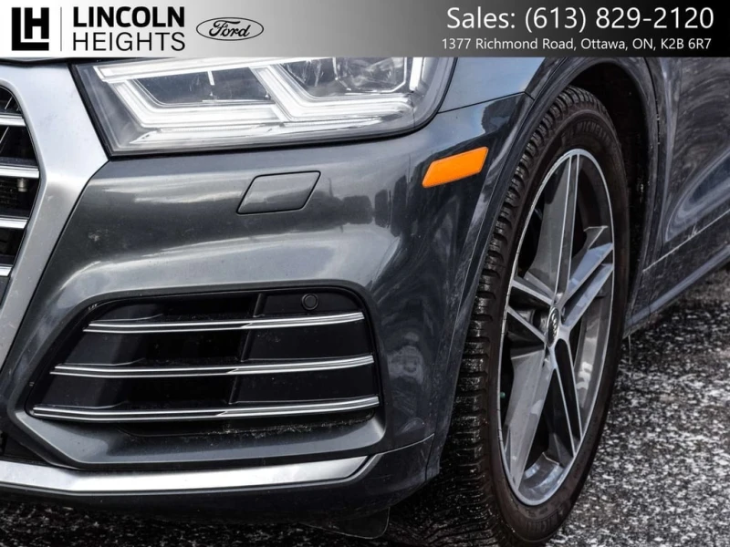 Audi SQ5 * quattro Premium Plus * CARFAX * ЦЕНА ДО БГ, снимка 8 - Автомобили и джипове - 53142462