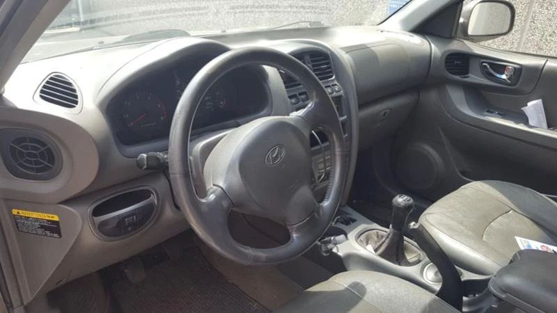 Hyundai Santa fe 2.0CRDI-125кс/НА ЧАСТИ, снимка 7 - Автомобили и джипове - 27124895