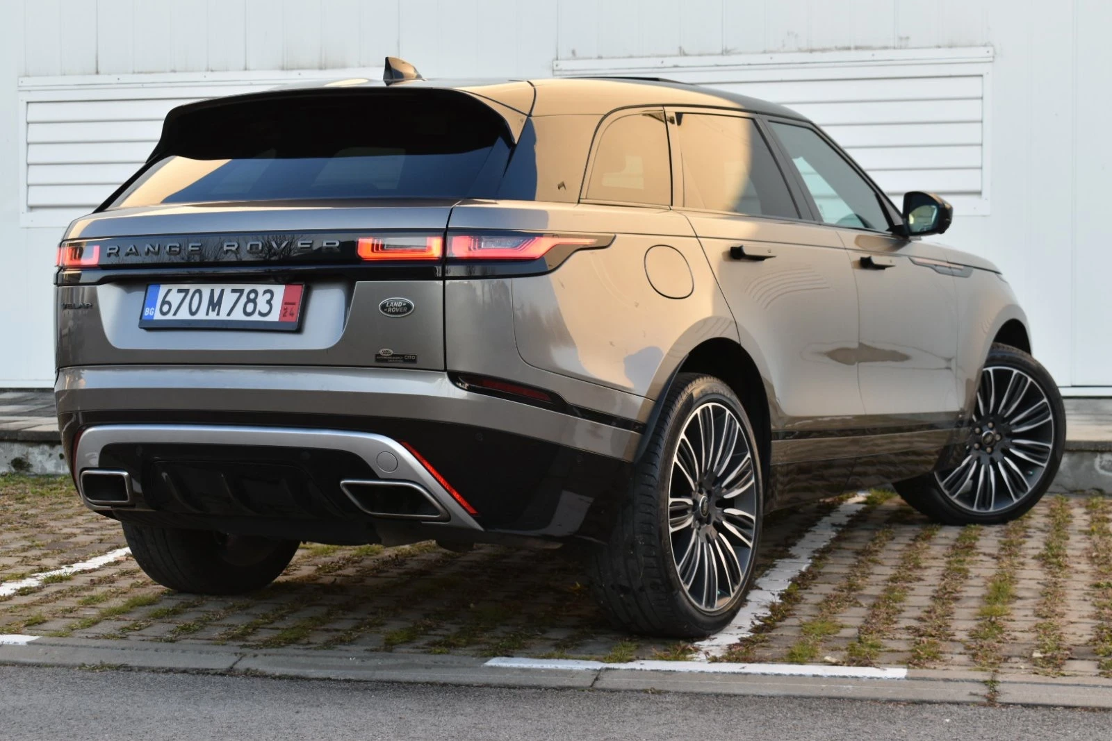 Land Rover Range Rover Velar RDYNAMIC!!!300кс!!! - изображение 8