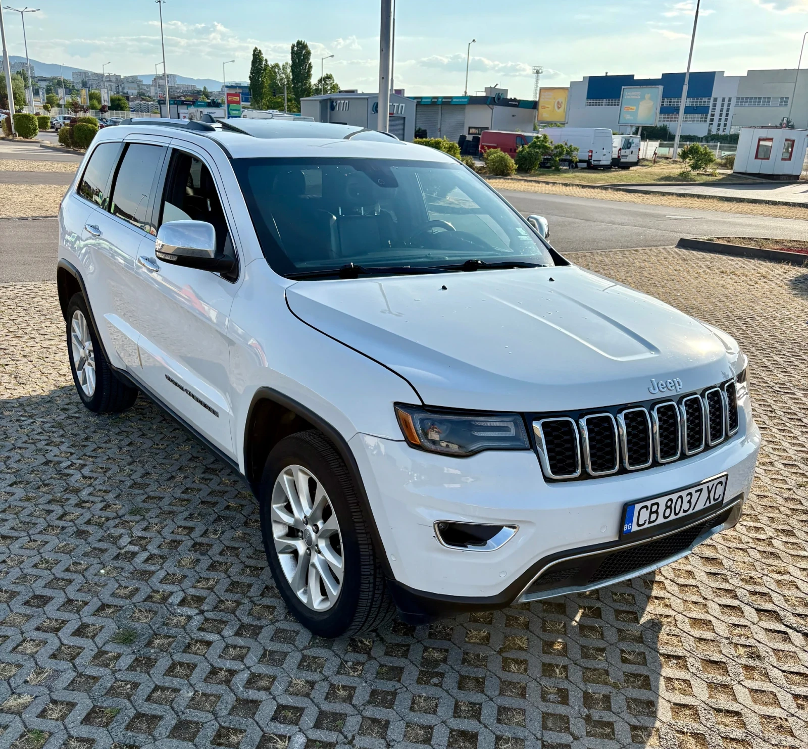 Jeep Grand cherokee 3.6 Limited - изображение 2