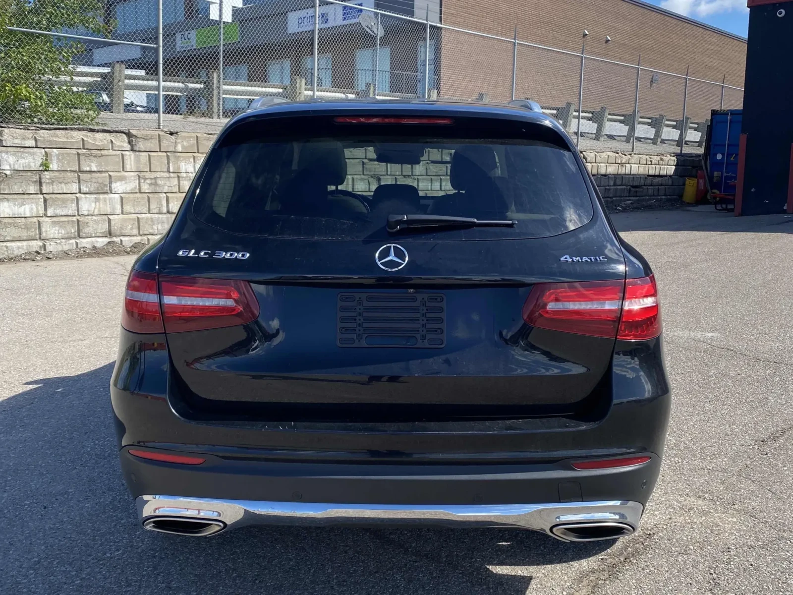 Mercedes-Benz GLC 300 * ЦЕНА ДО БЪЛГАРИЯ* * АВТОКРЕДИТ*  - изображение 4