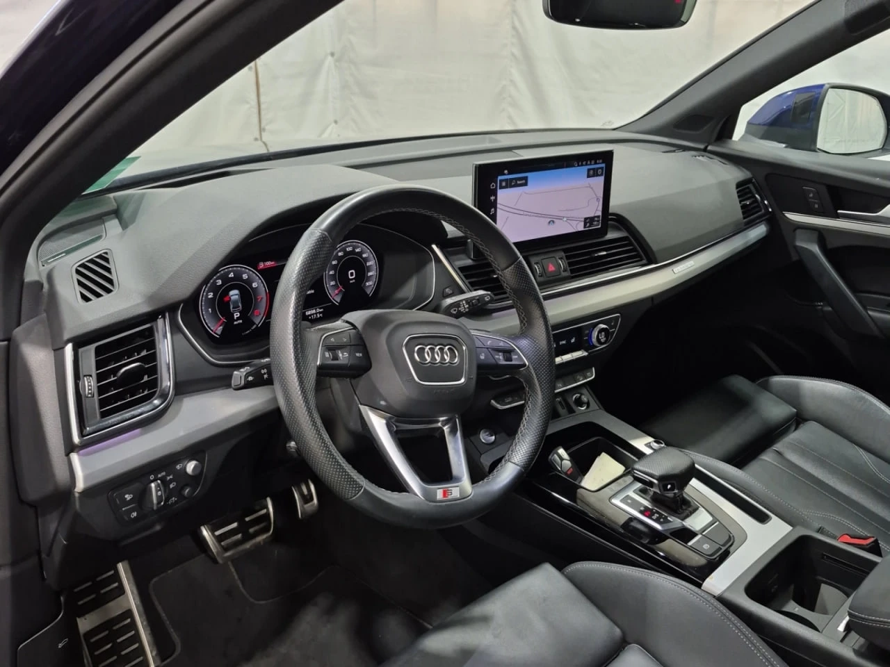 Audi Q5 TECHNIK * CARFAX * АвтоКредит * Цена до България*  - изображение 9