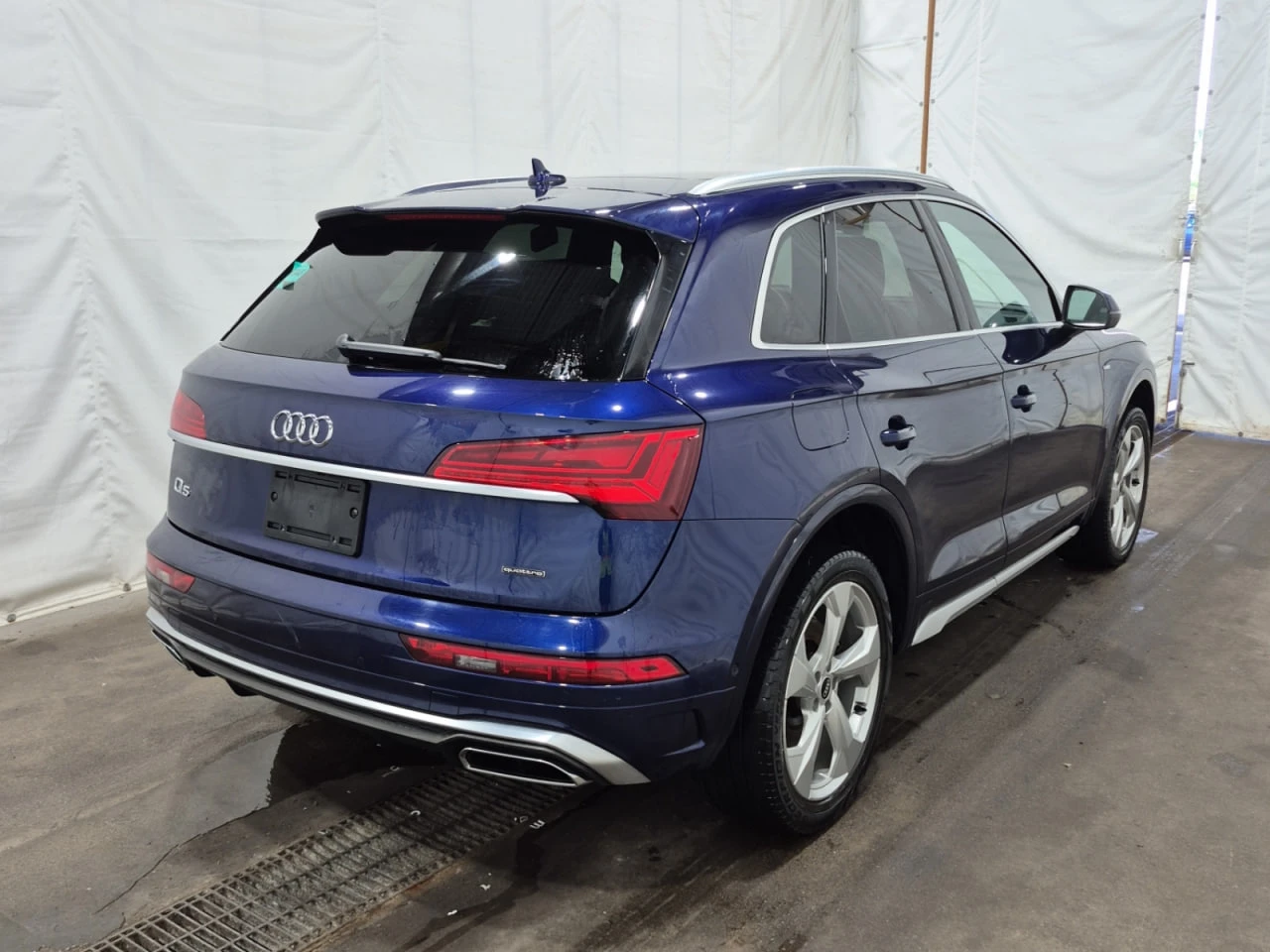 Audi Q5 TECHNIK * CARFAX * АвтоКредит * Цена до България*  - изображение 3