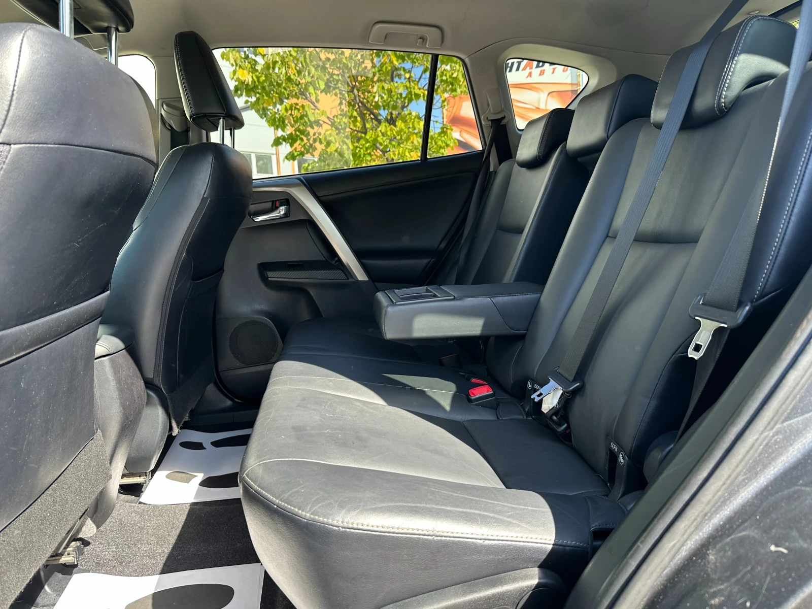 Toyota Rav4 2.2d 150кс/Автомат/4х4/Кожа - изображение 9