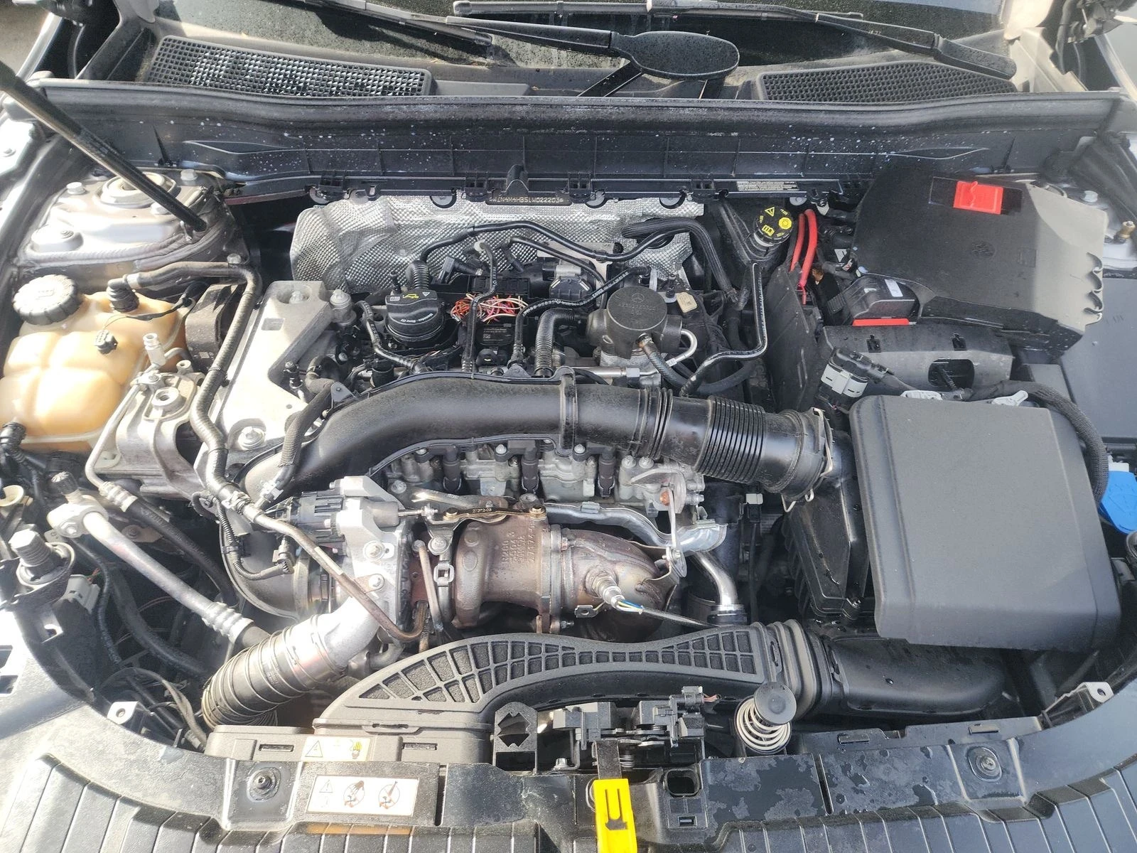 Mercedes-Benz GLB 4MATIC | 360 КАМЕРА | ПАНОРАМА | KEYLESS | , снимка 15 - Автомобили и джипове - 54025143