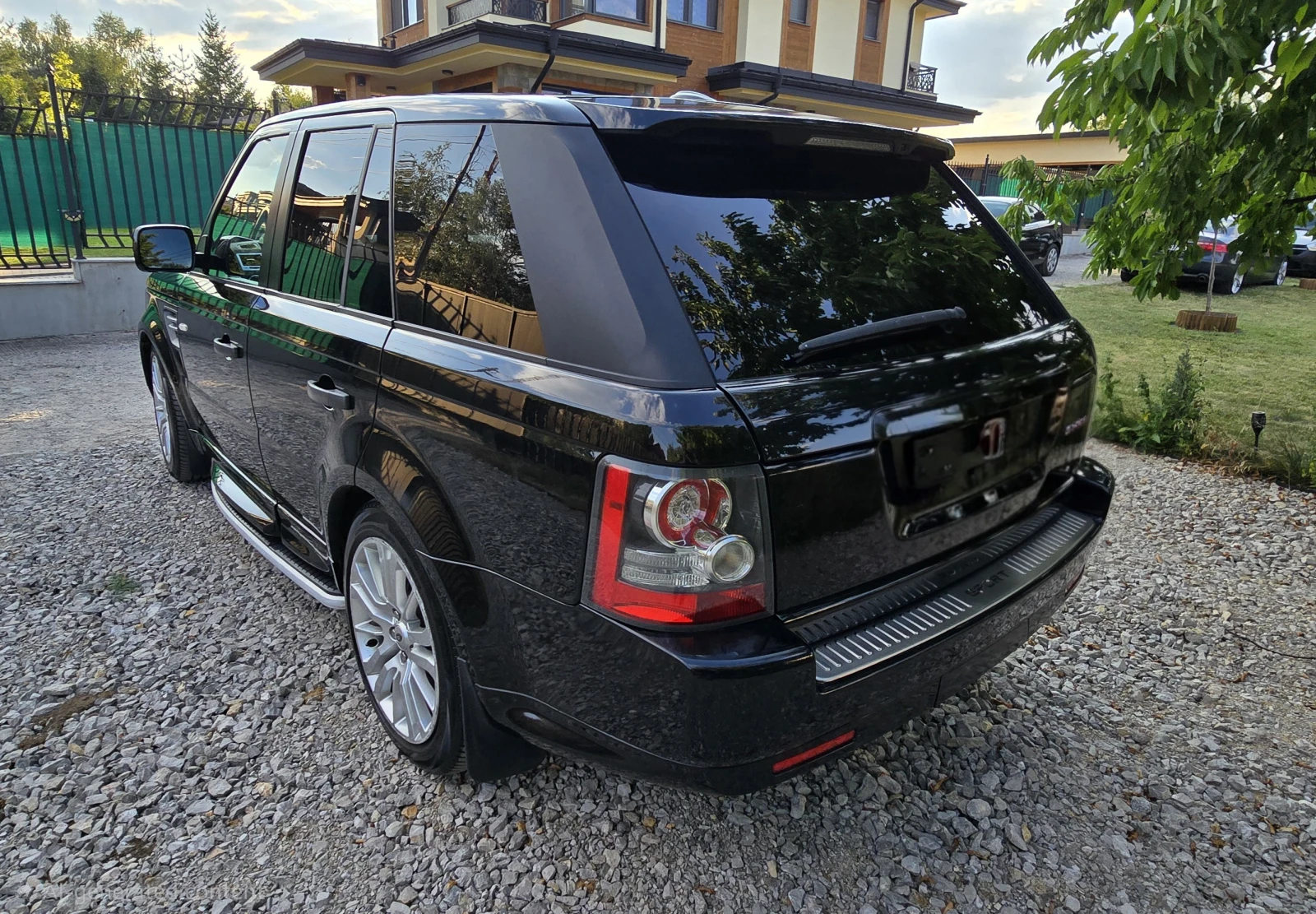 Land Rover Range Rover Sport HSE, снимка 6 - Автомобили и джипове - 54221738
