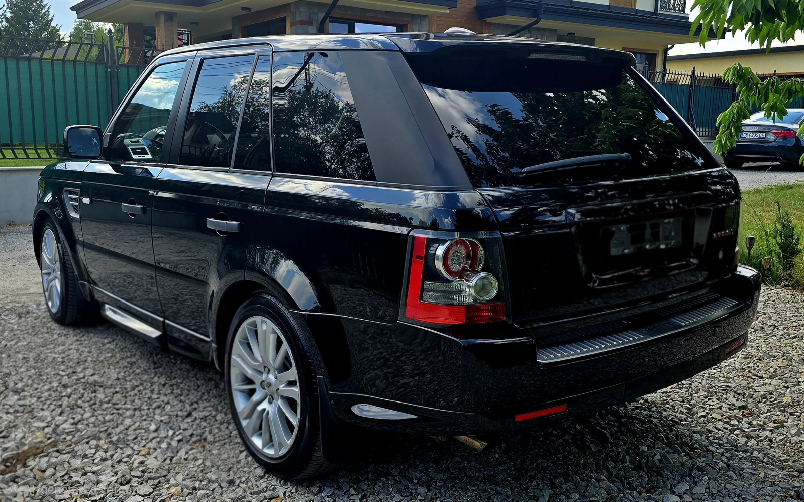 Land Rover Range Rover Sport HSE, снимка 4 - Автомобили и джипове - 54221738