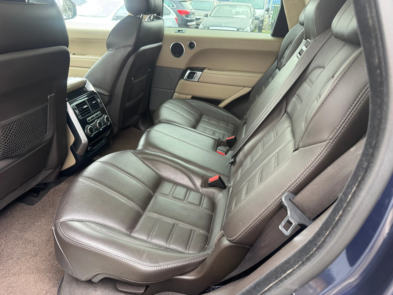 Land Rover Range Rover Sport 3.0 Diesel, снимка 9 - Автомобили и джипове - 54293953