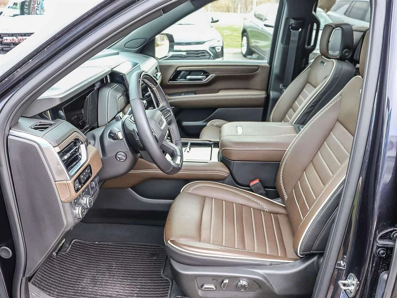 Gmc Yukon Denali Ultimate  CARFAX | Mobile.bg � ����������� 11