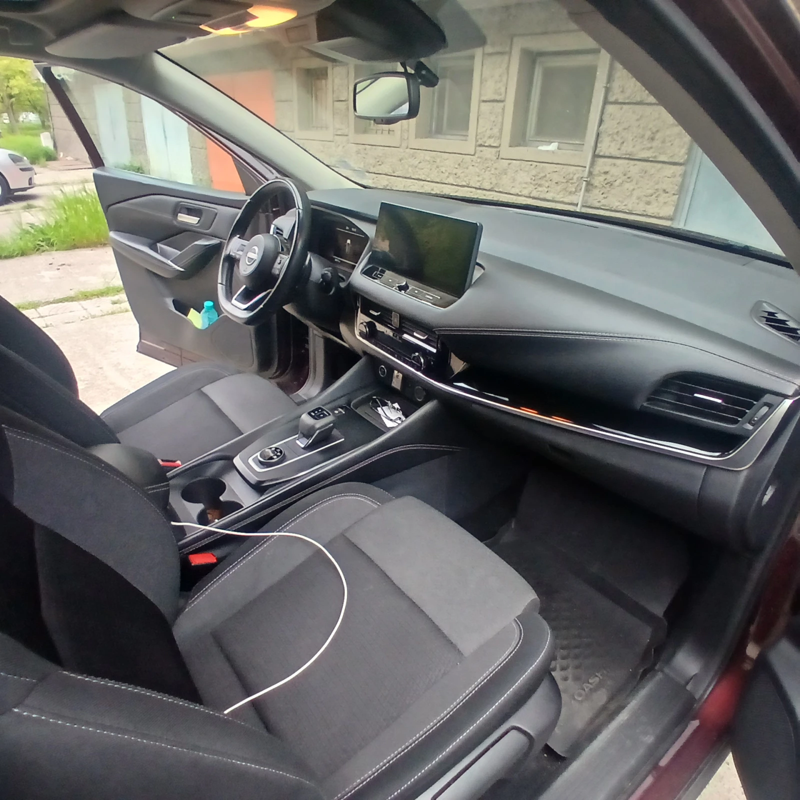 Nissan Qashqai, снимка 7 - Автомобили и джипове - 54377556