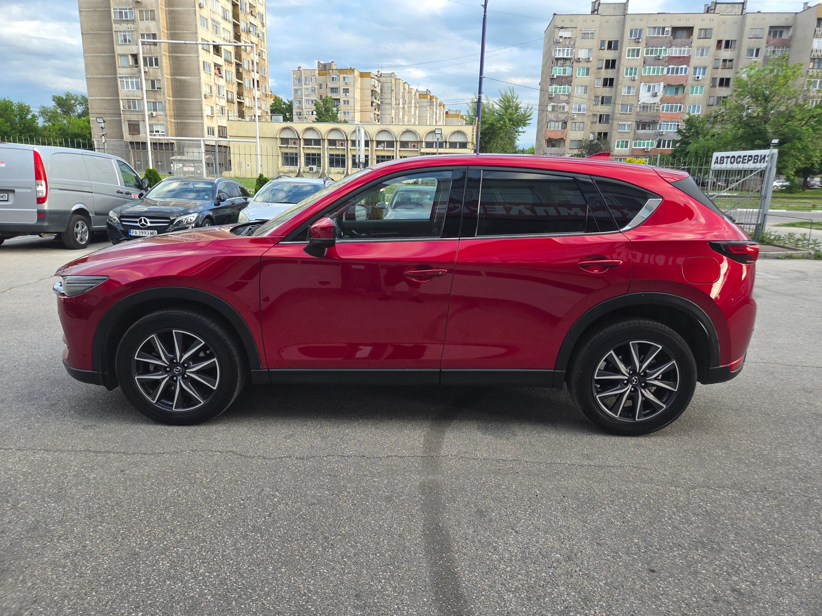 Mazda CX-5 2.2d/Exclusive/4x4/Distronic/HEAD-UP/BOSE/Navi/Кам, снимка 2 - Автомобили и джипове - 54603907