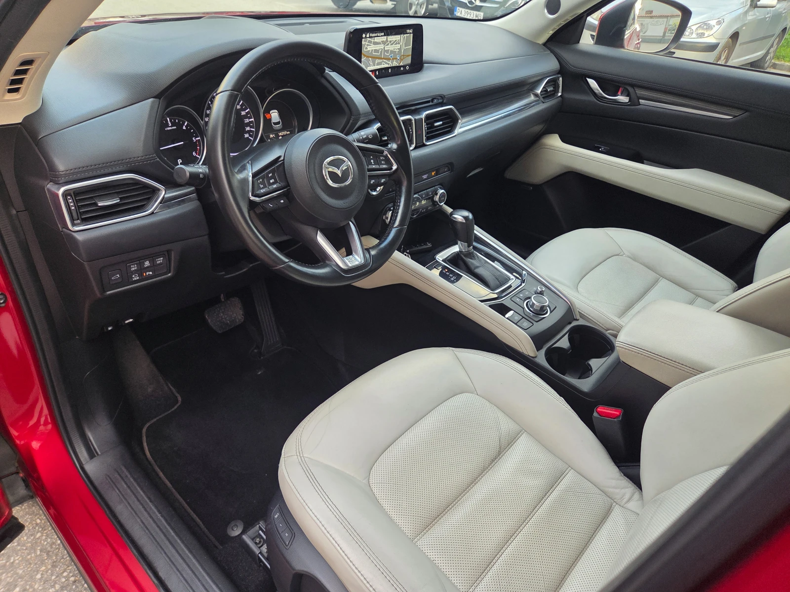 Mazda CX-5 2.2d/Exclusive/4x4/Distronic/HEAD-UP/BOSE/Navi/Кам, снимка 9 - Автомобили и джипове - 54603907