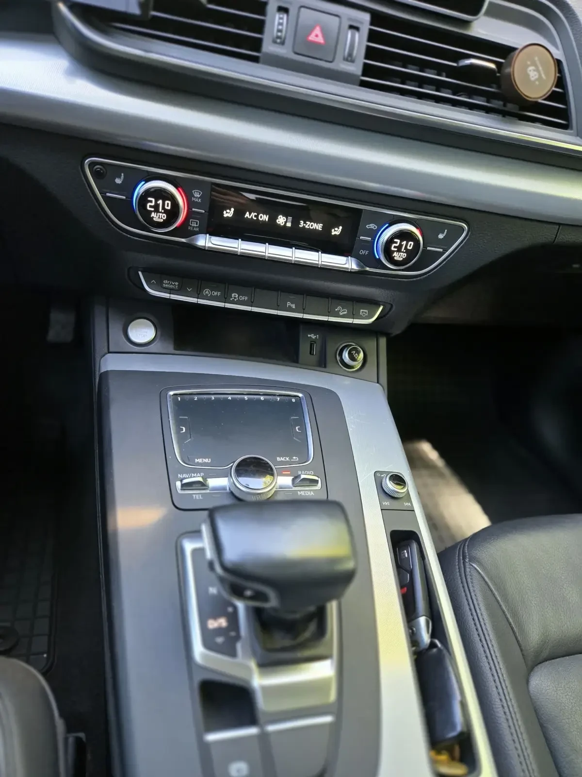 Audi Q5 2.0TFSI 252HP QUATTRO, снимка 13 - Автомобили и джипове - 54608306