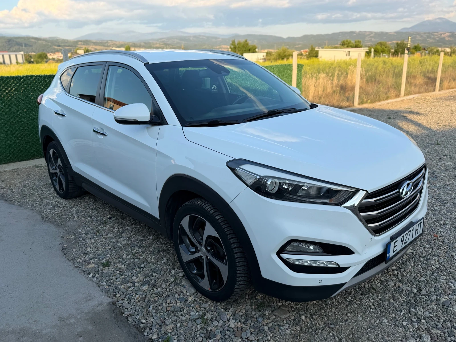 Hyundai Tucson 1.7 /// CRDI /// AUTOMAT/// | Mobile.bg � ����������� 2