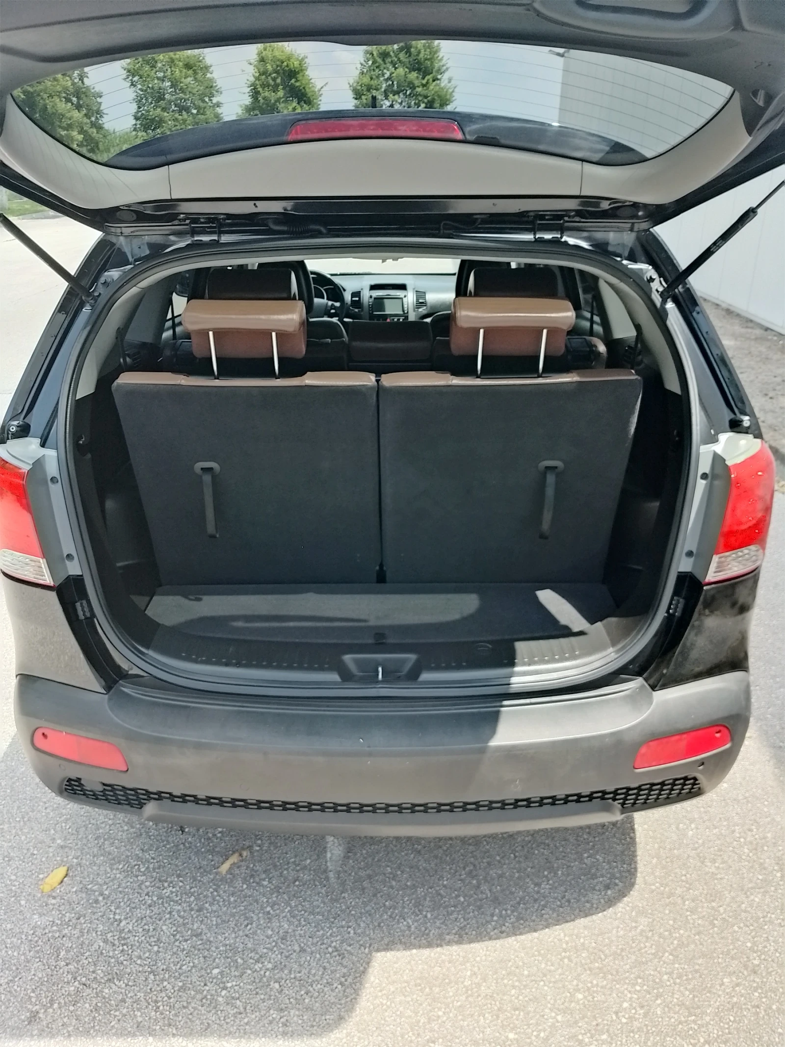 Kia Sorento 2.2 Full Service , снимка 8 - Автомобили и джипове - 55062813