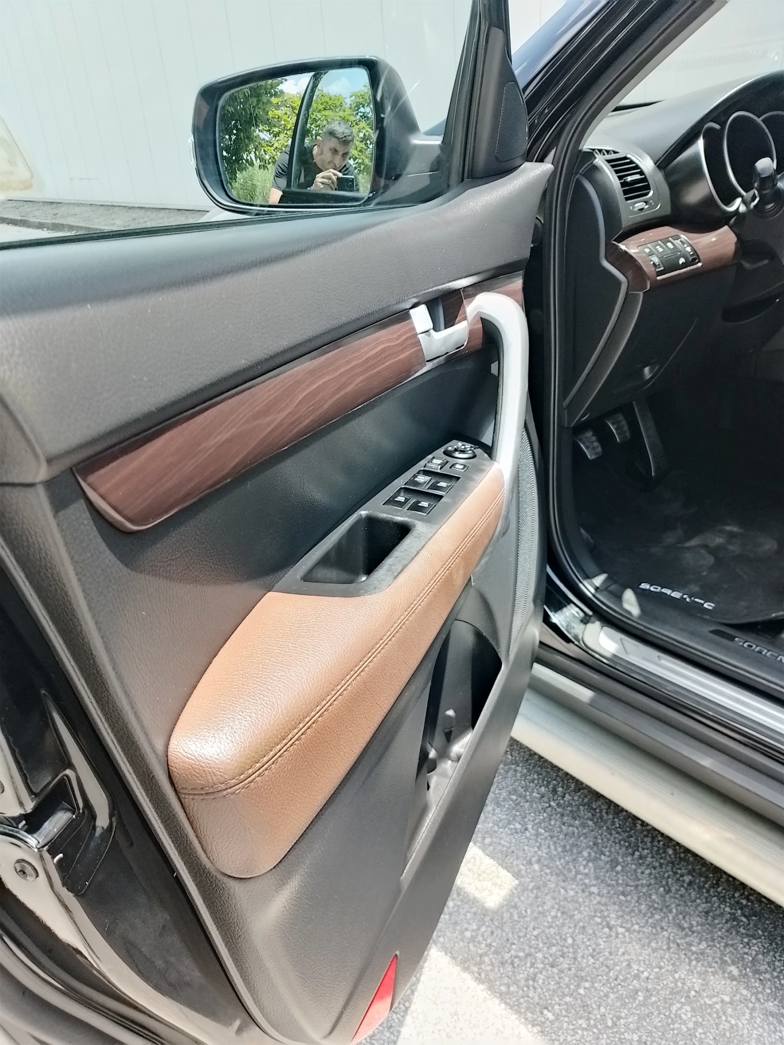 Kia Sorento 2.2 Full Service , снимка 9 - Автомобили и джипове - 55062813