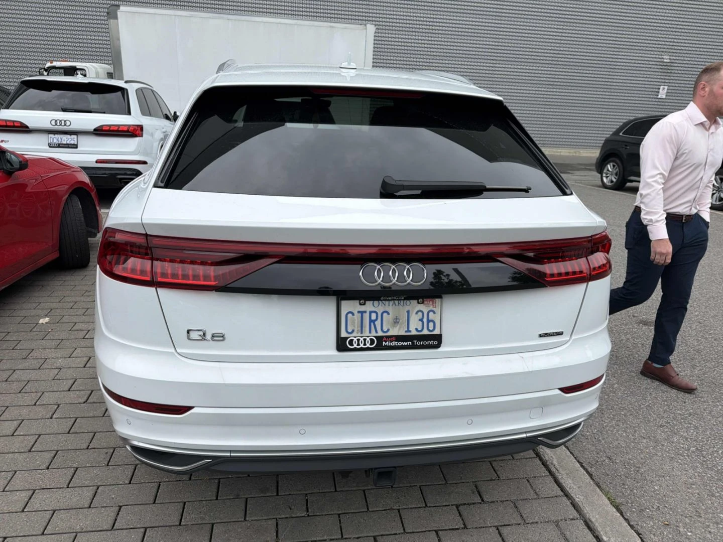 Audi Q8 Technik* B&O* 360* Digital* Distronic* Вакуум* Обд, снимка 4 - Автомобили и джипове - 55833088