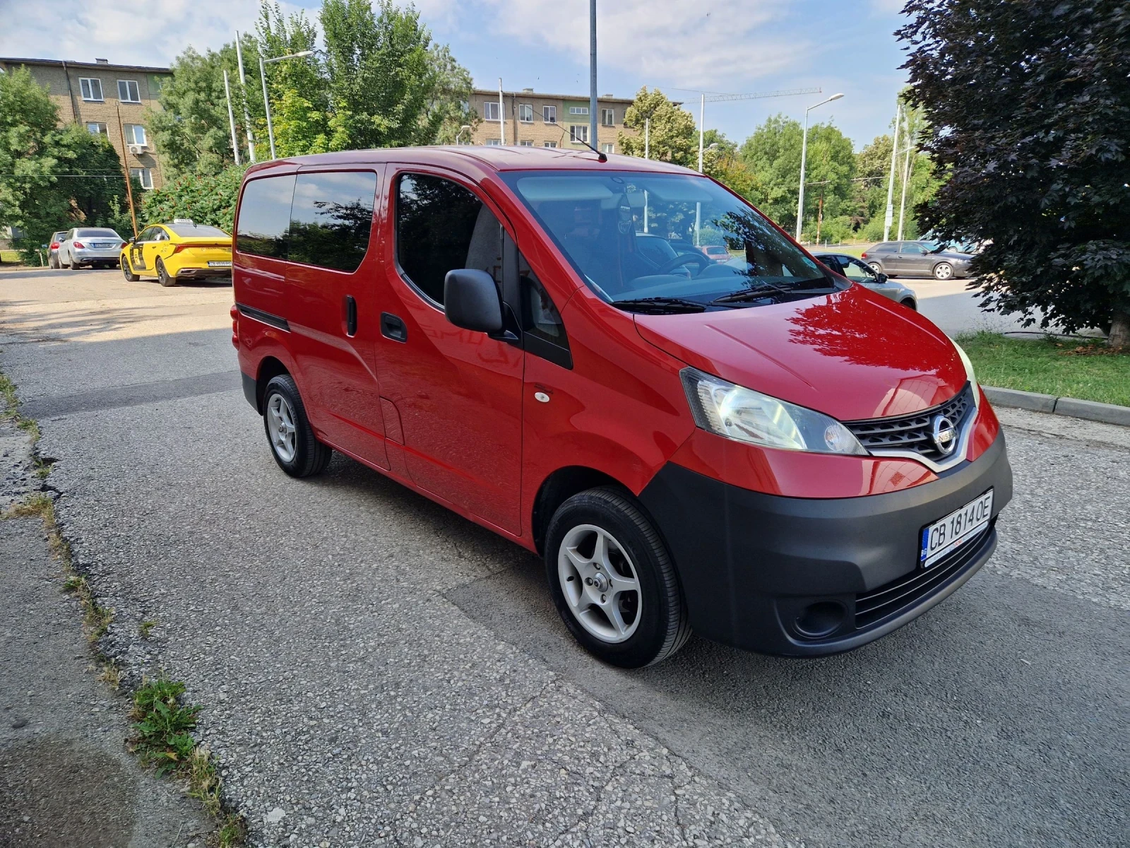 Nissan NV200 1.6бензин/ГАЗ, пътнически, Евро 6В, снимка 2 - Бусове и автобуси - 55067325