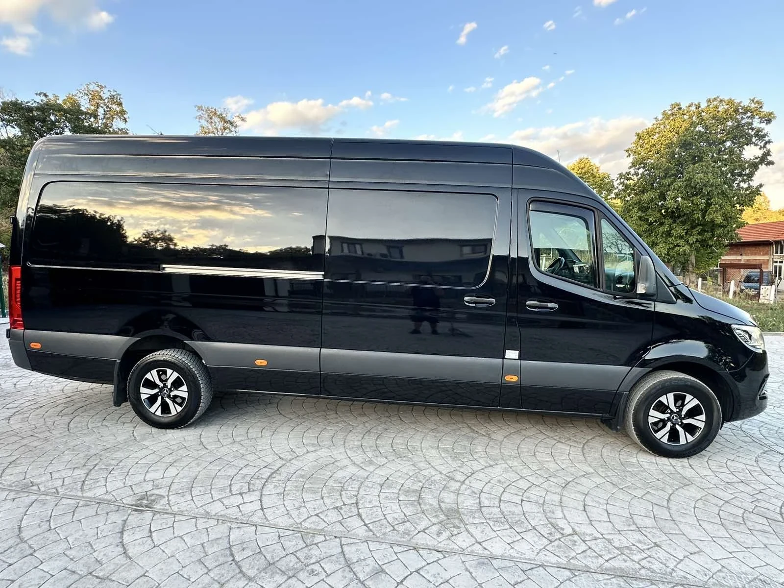 Mercedes-Benz Sprinter 319, снимка 4 - Бусове и автобуси - 56066356