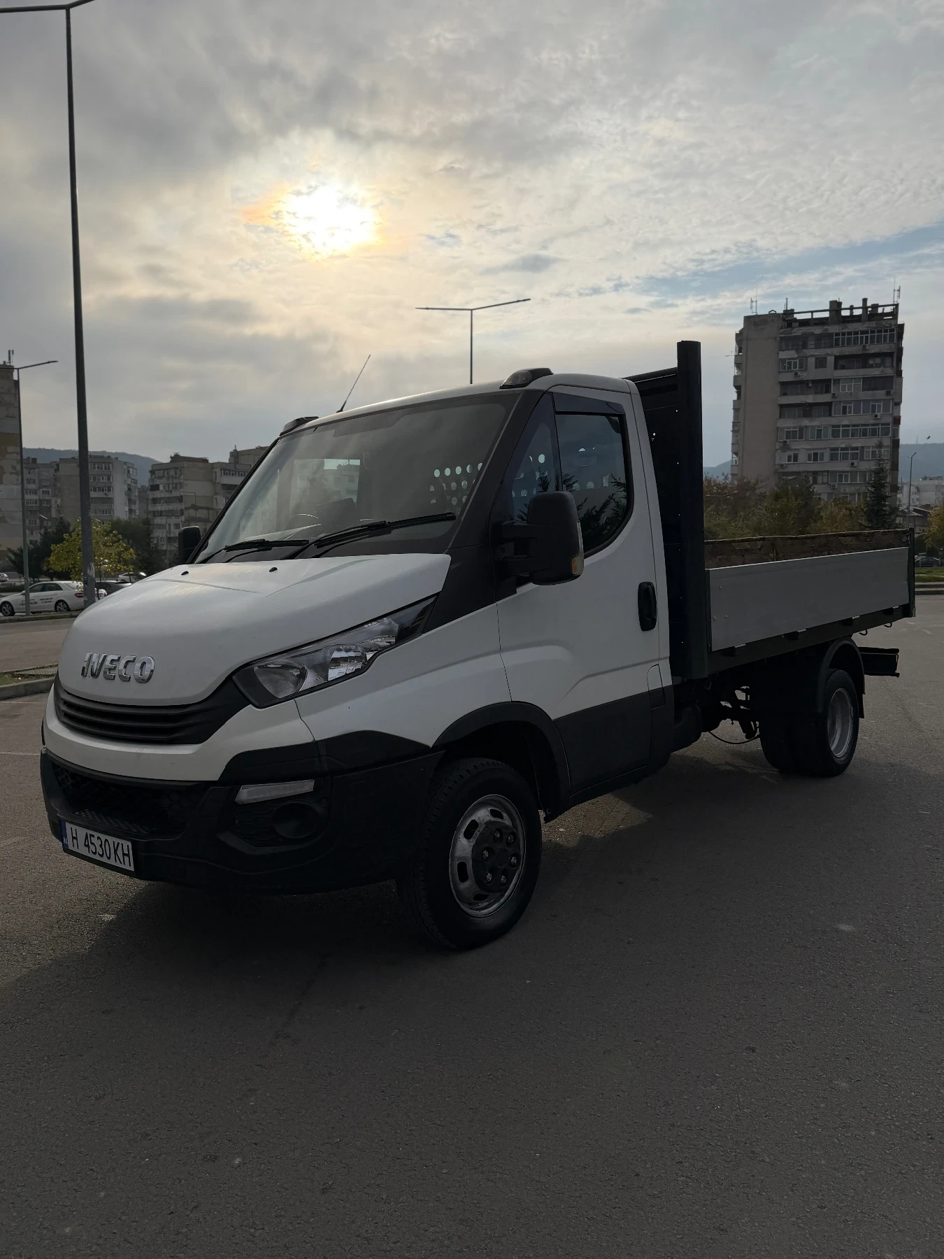 Iveco Daily 35c14 Клима 2018 Десен волан, снимка 6 - Бусове и автобуси - 56659538