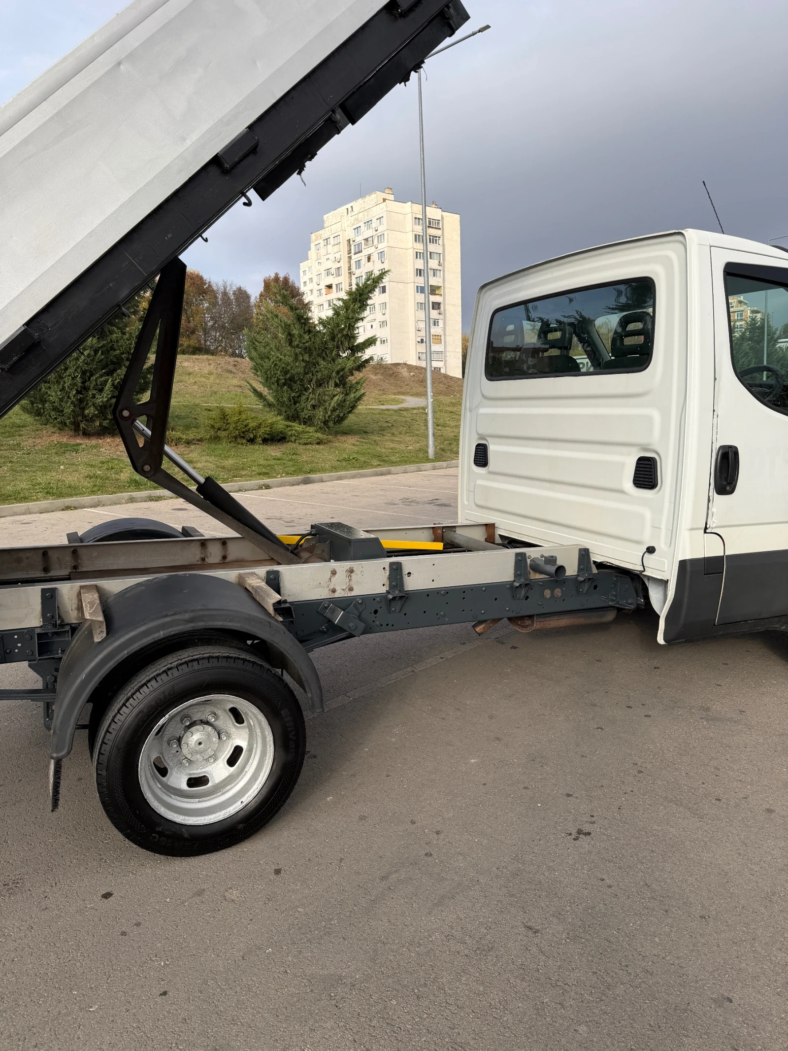 Iveco Daily 35c14 Клима 2018 Десен волан, снимка 9 - Бусове и автобуси - 56659538