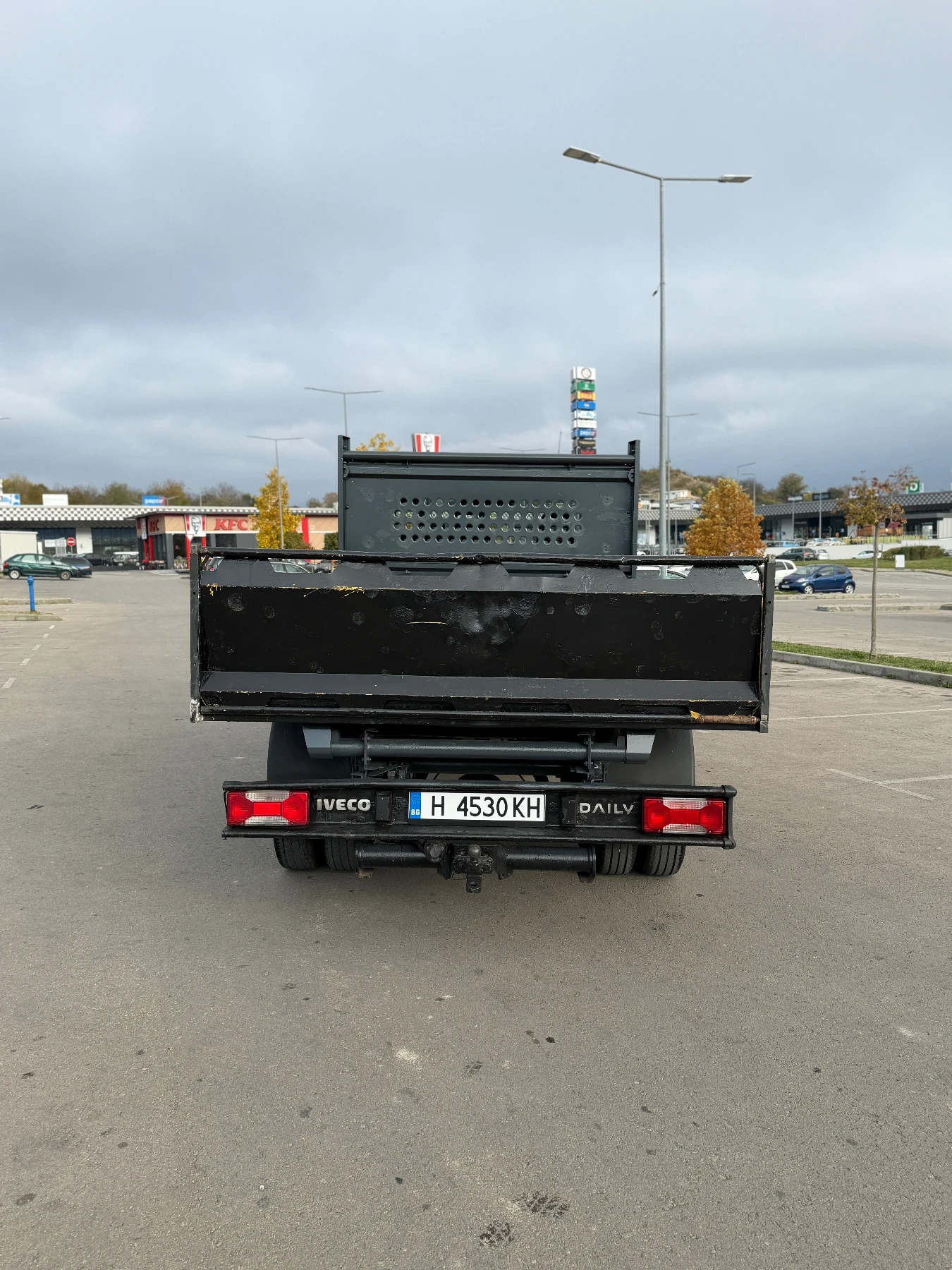 Iveco Daily 35c14 Клима 2018 Десен волан, снимка 4 - Бусове и автобуси - 56659538