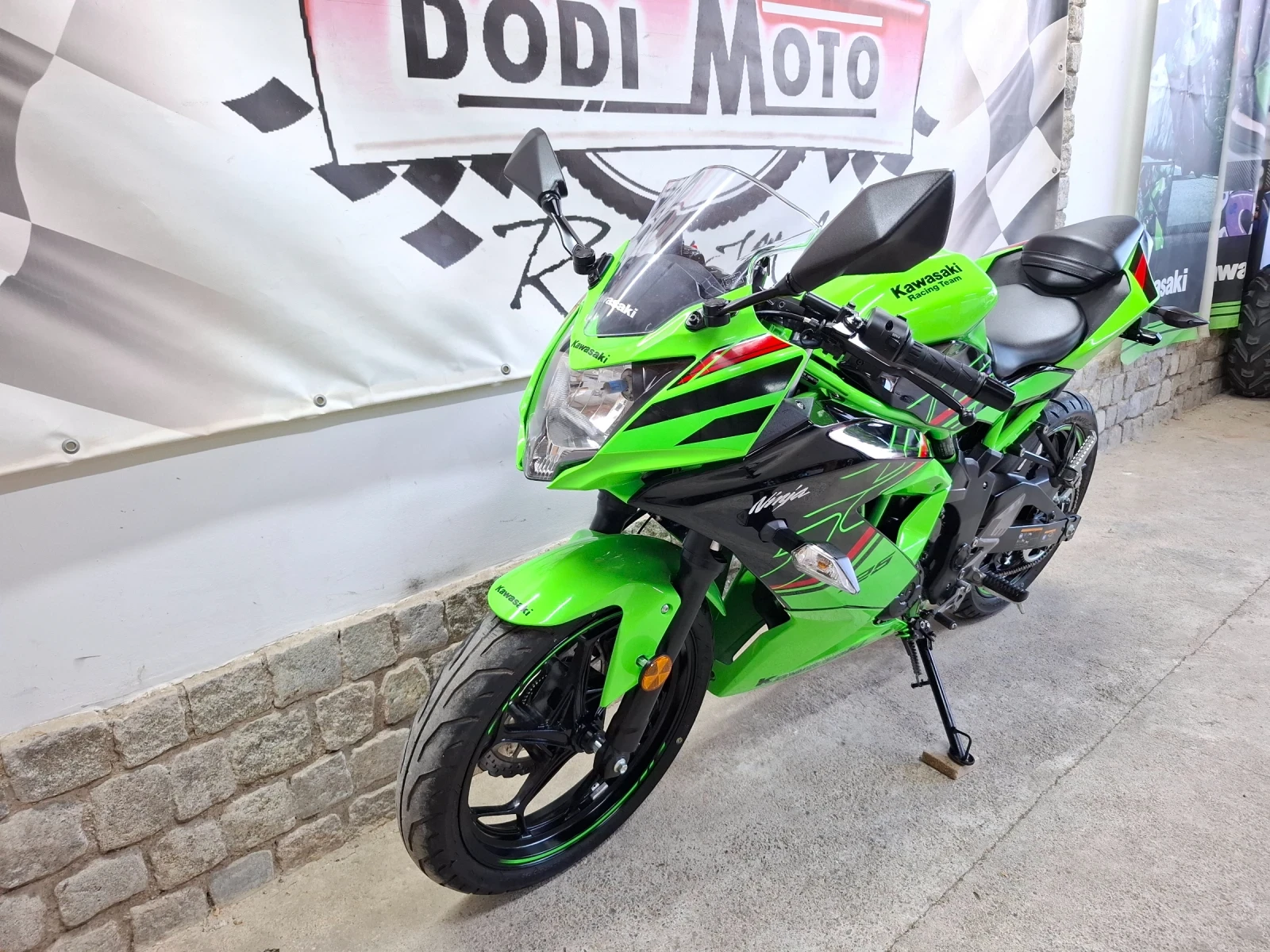 Kawasaki Ninja 125i / 2024г. / 11kW * * *  - изображение 8
