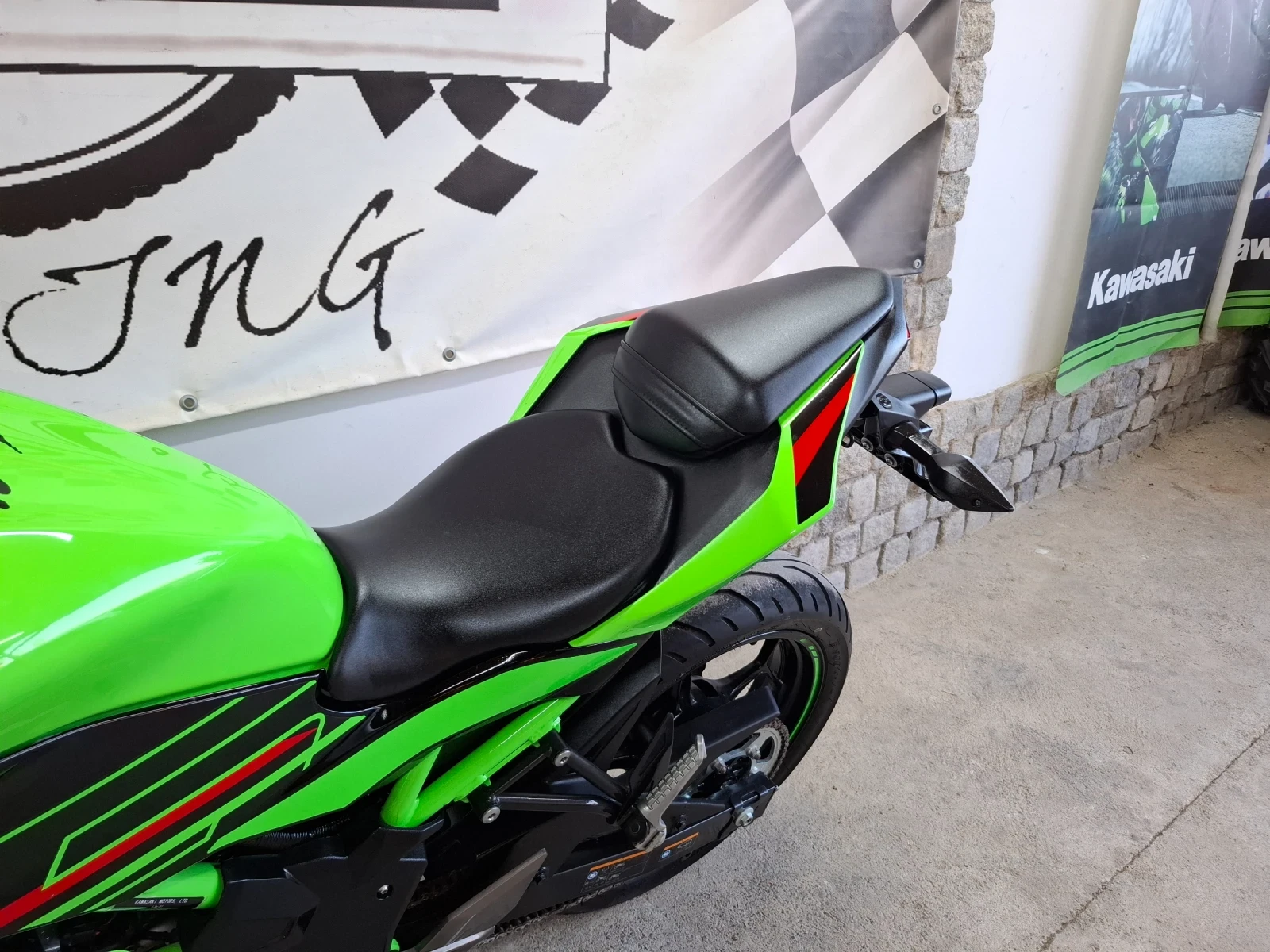 Kawasaki Ninja 125i / 2024г. / 11kW * * *  - изображение 5
