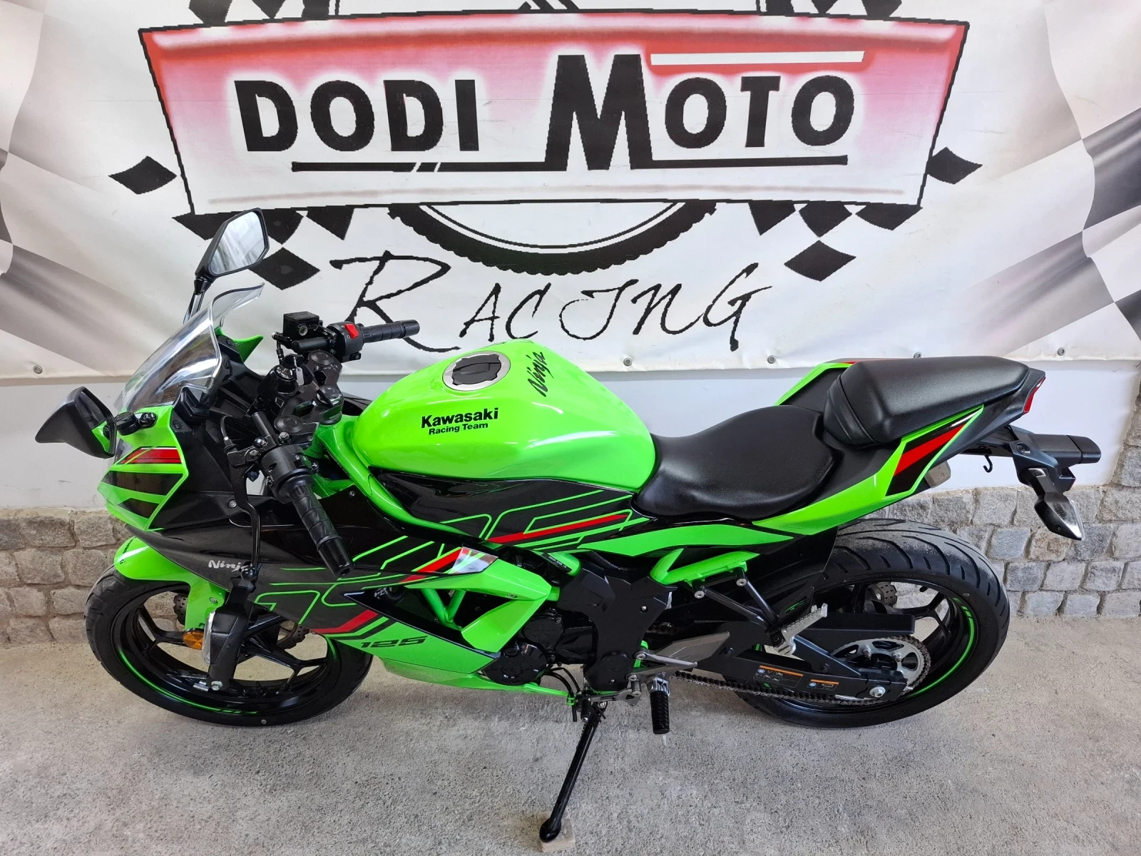 Kawasaki Ninja 125i / 2024г. / 11kW * * *  - изображение 2
