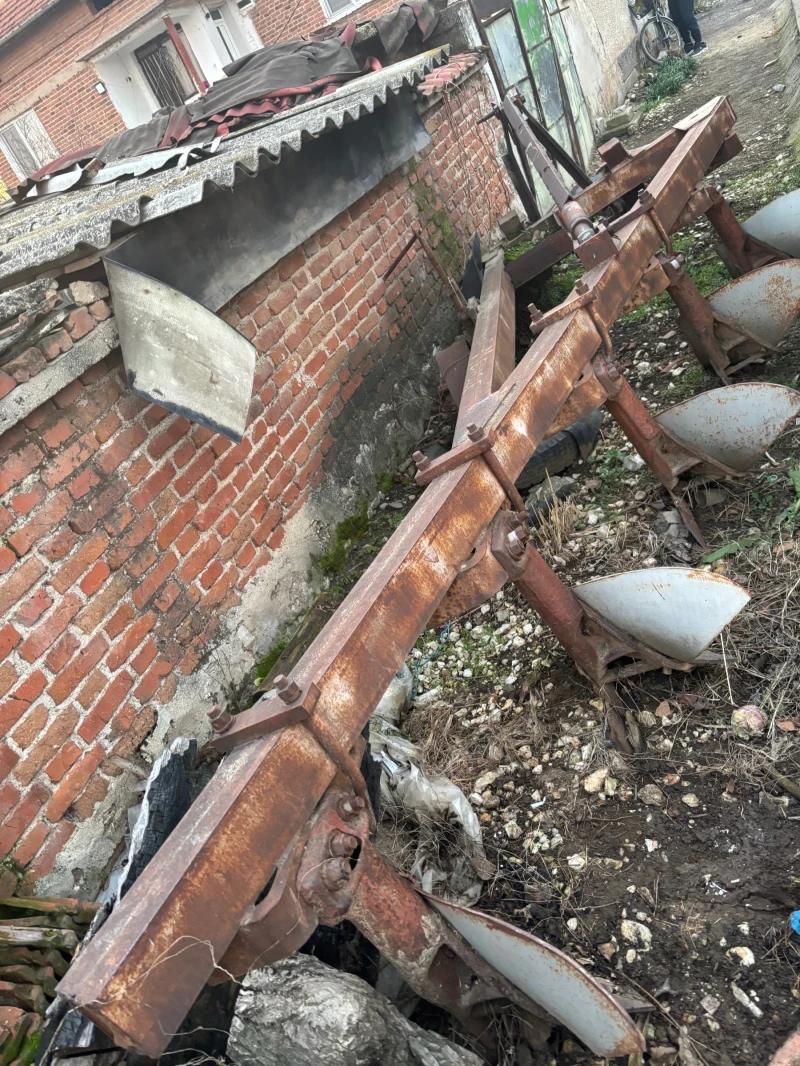 Плуг Друга марка 5.40, снимка 3 - Селскостопанска техника - 52505802